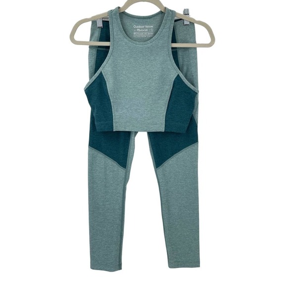 Outdoor Voices x Madewell S 3/4 Warmup Leggings and Athena Crop Top - Picture 5 of 14